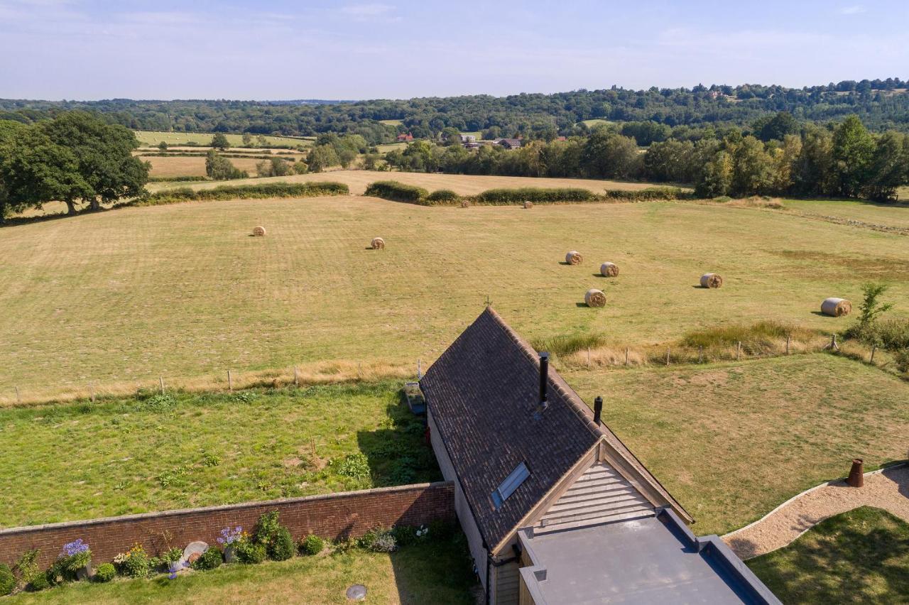 Вилла The Cowshed, Tunbridge Wells Экстерьер фото