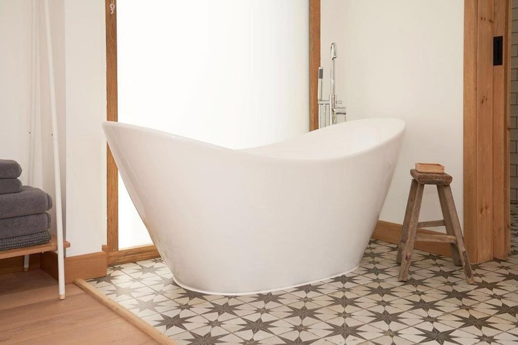 Вилла The Cowshed, Tunbridge Wells Экстерьер фото